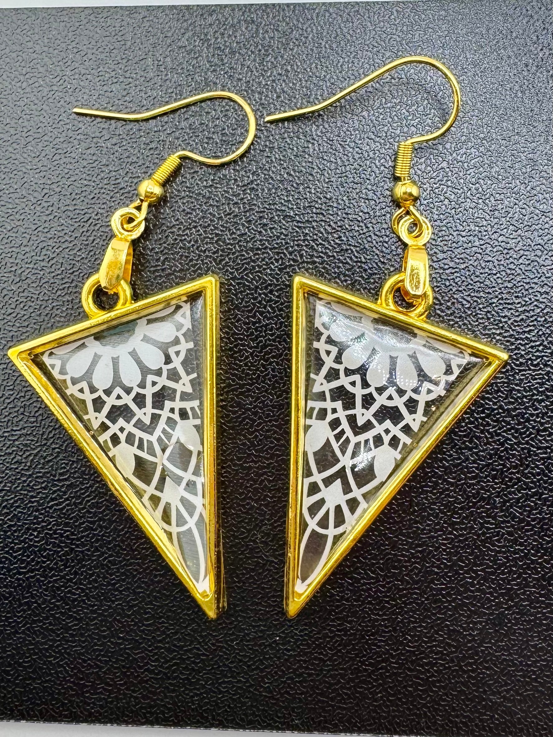 Lace Triangles