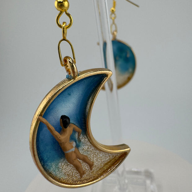 Crossing Moon River in Style