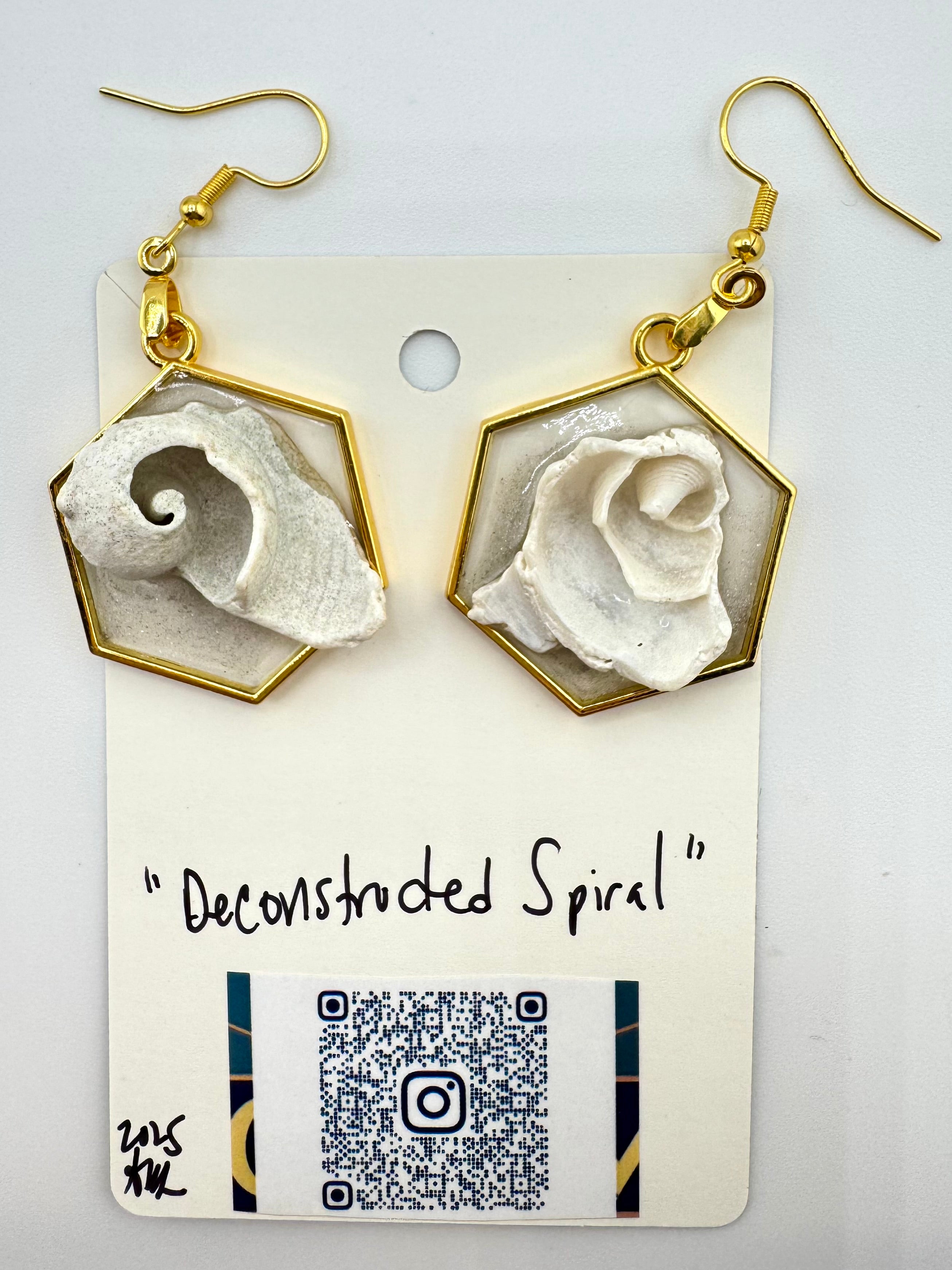 Deconstructed Spiral