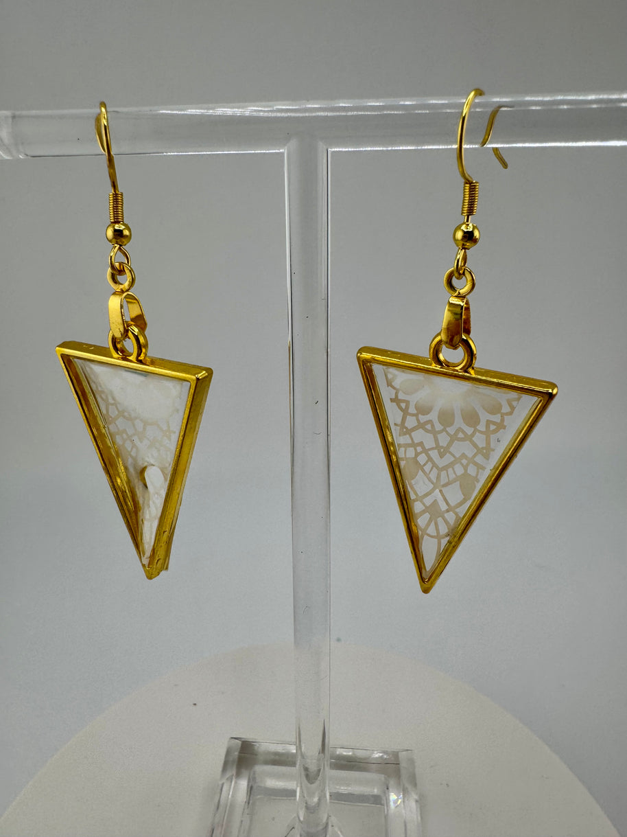 Lace Triangles